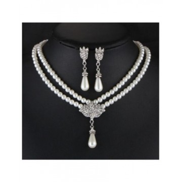 Pearl and Diamond Necklace Set